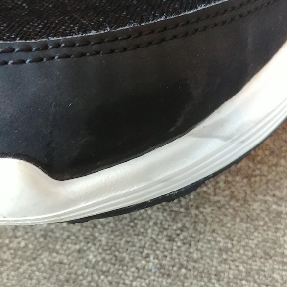 ADIDDAS/O, SIZE US 9, BLACK COLOR, GOOD CONDITION with some marks (see pictures) - Picture 5 of 14